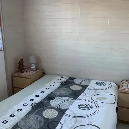 Apartment T2 Pour 5 Pers. Avec Terrasse, Parking Prive Et Proximite Centre-village Et Navettes. Chatel